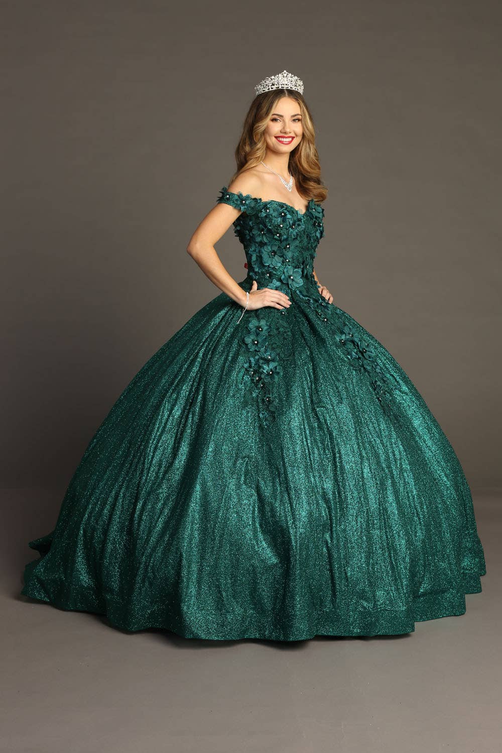 Chicas – wholesale Gown – Women's – Off the Shoulder Quinceanera-wedding Dress CHF30133