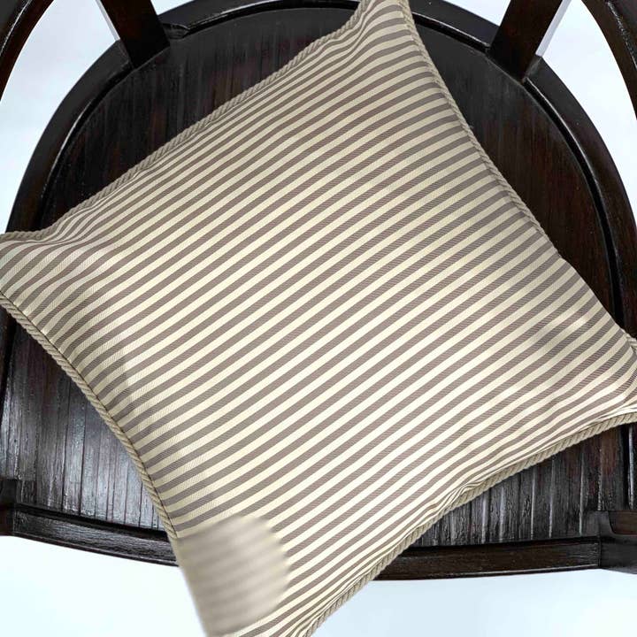 Almofada de seda jacquard Cm 40X40 Ecru Stripe Design Cod 486 por atacado de C.C.&Co.Srl