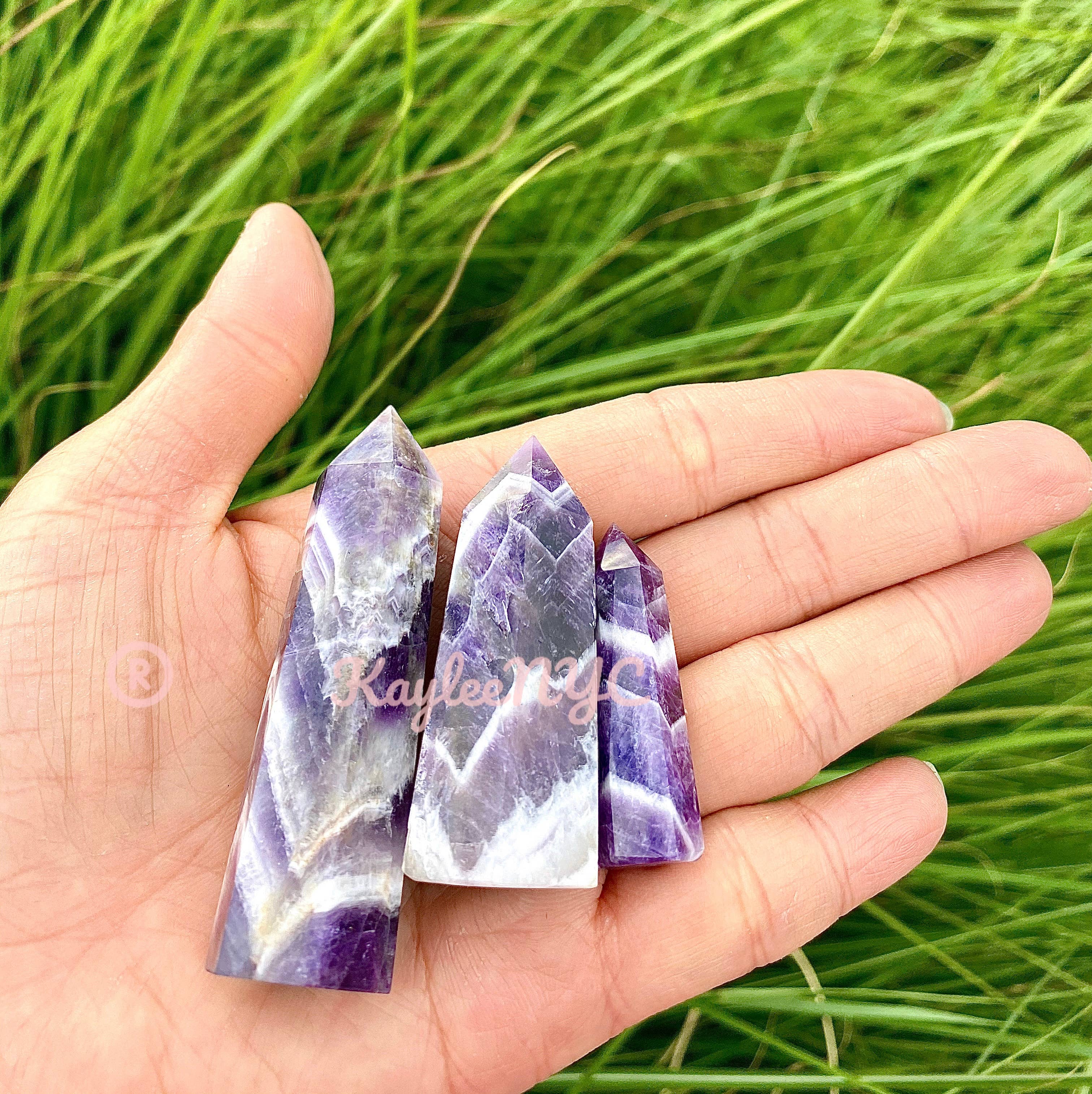 KayleeNYC - Vendita all'ingrosso Pietra/cristallo spirituale - Punta di obelisco in ametista Chevron Natural Dream da 1 libbra2