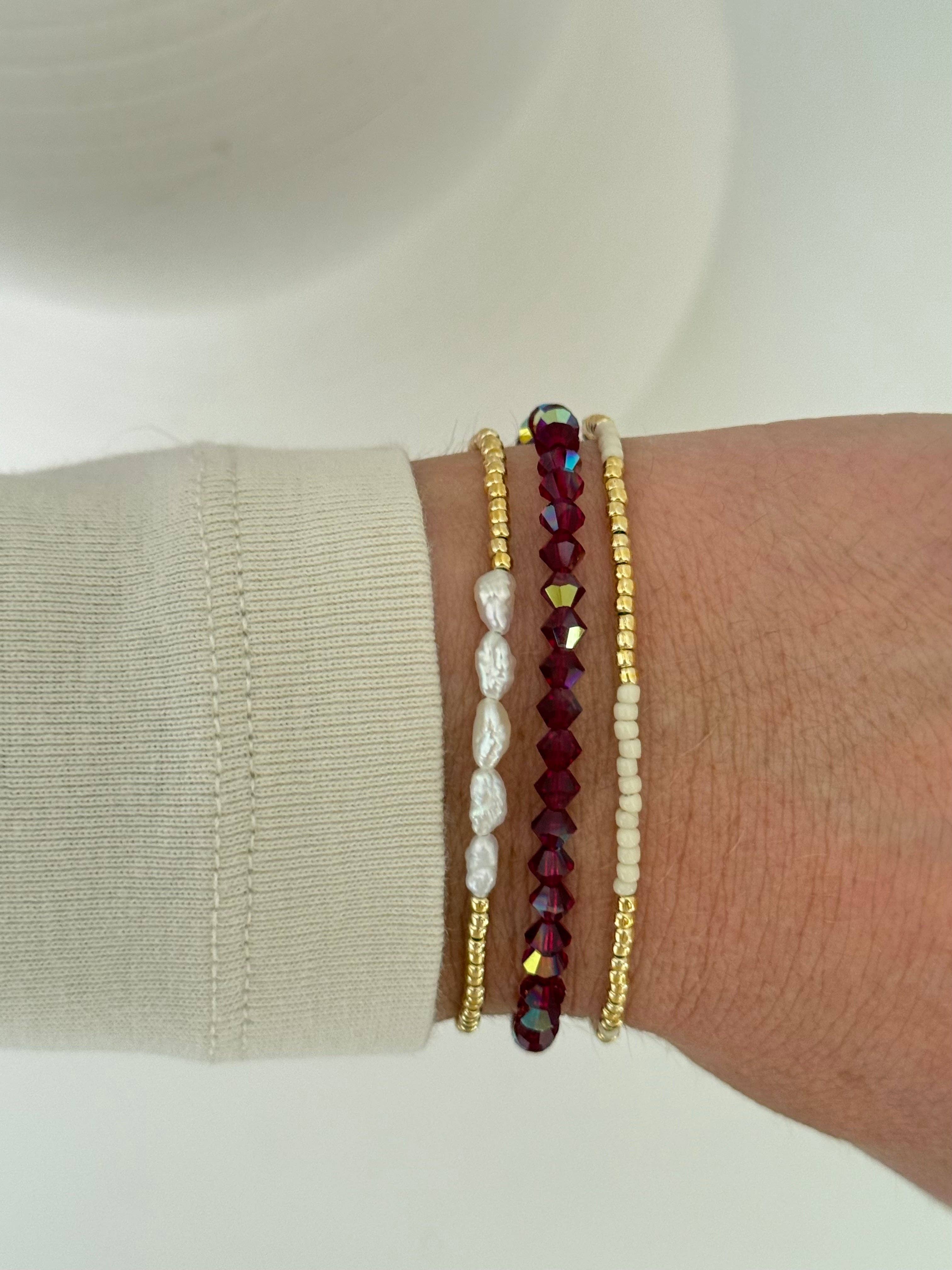 i said oui – wholesale Beaded bracelet – Vintage Pearl & Gold Strand3
