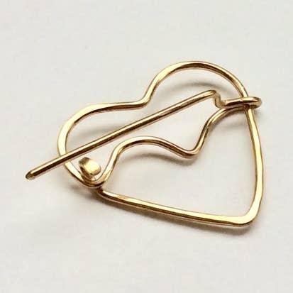 Cinq - Wholesale Brooch - Heart pin0