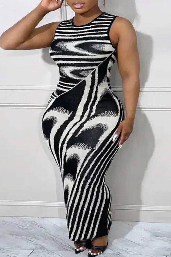 Black and White Asymmetric Stripe Bodycon Dress for wholesale on Faire1