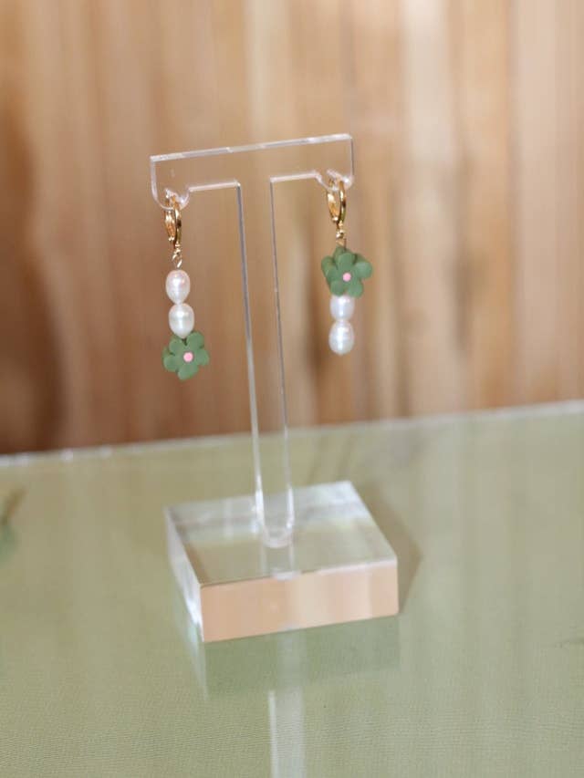 Flora oorbellen voor wholesale door CRUMi Stuff