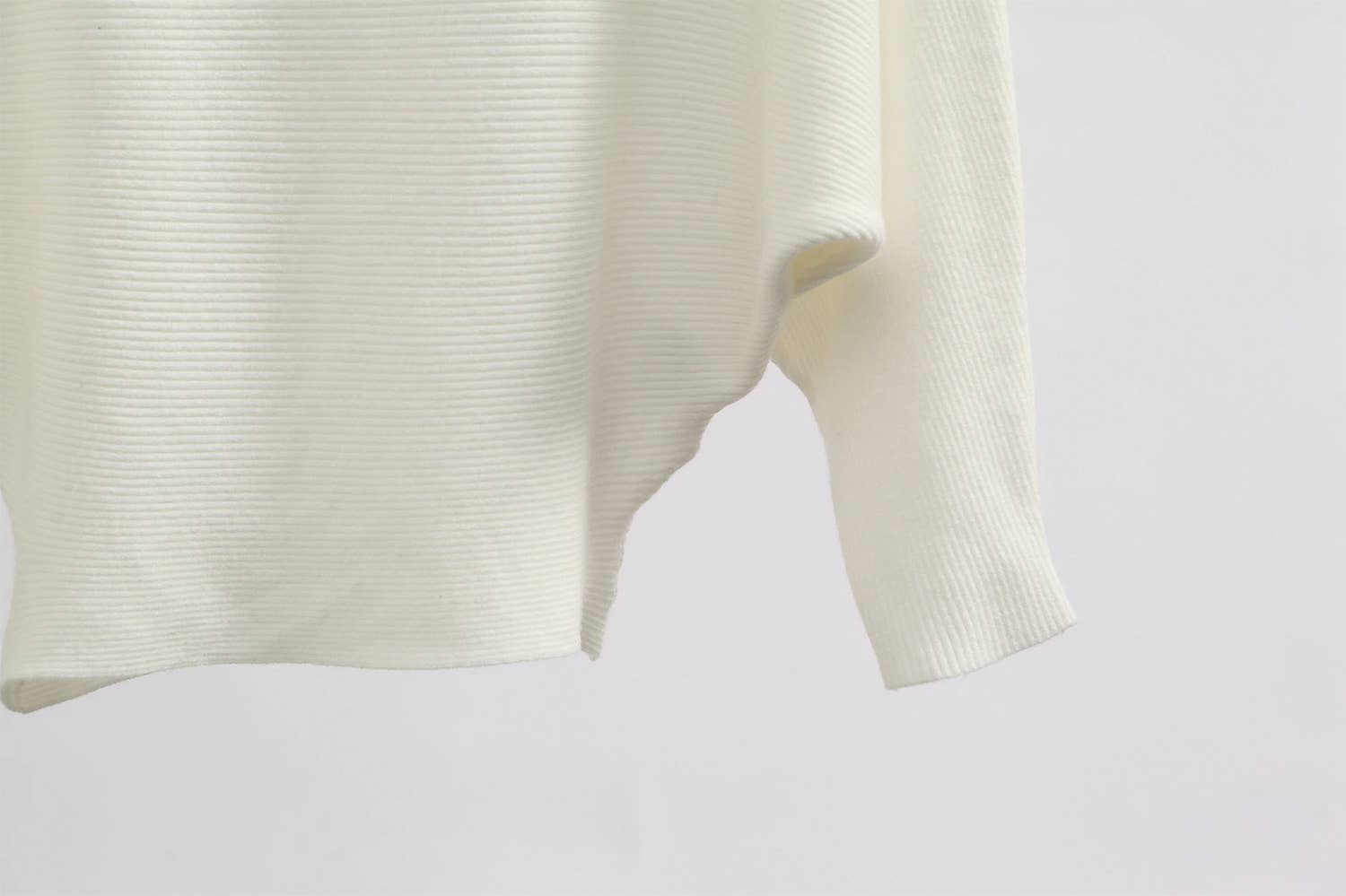 Fennco Styles – wholesale Knitted jumper – Women′s – Boat Neck Batwing Sleeve Knit Soft Sweater21