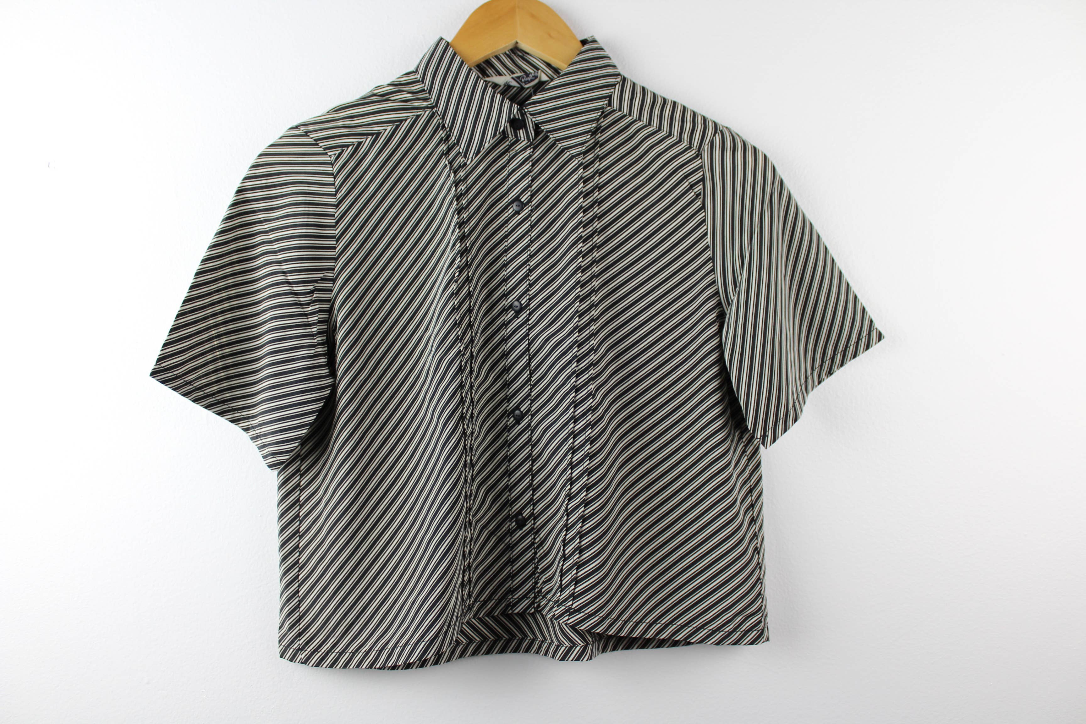 Sun's Out! - Wholesale Button Down Shirt - Women's - Reworked Vintage Short-Sleeve Button Up Blouse - Cropped16