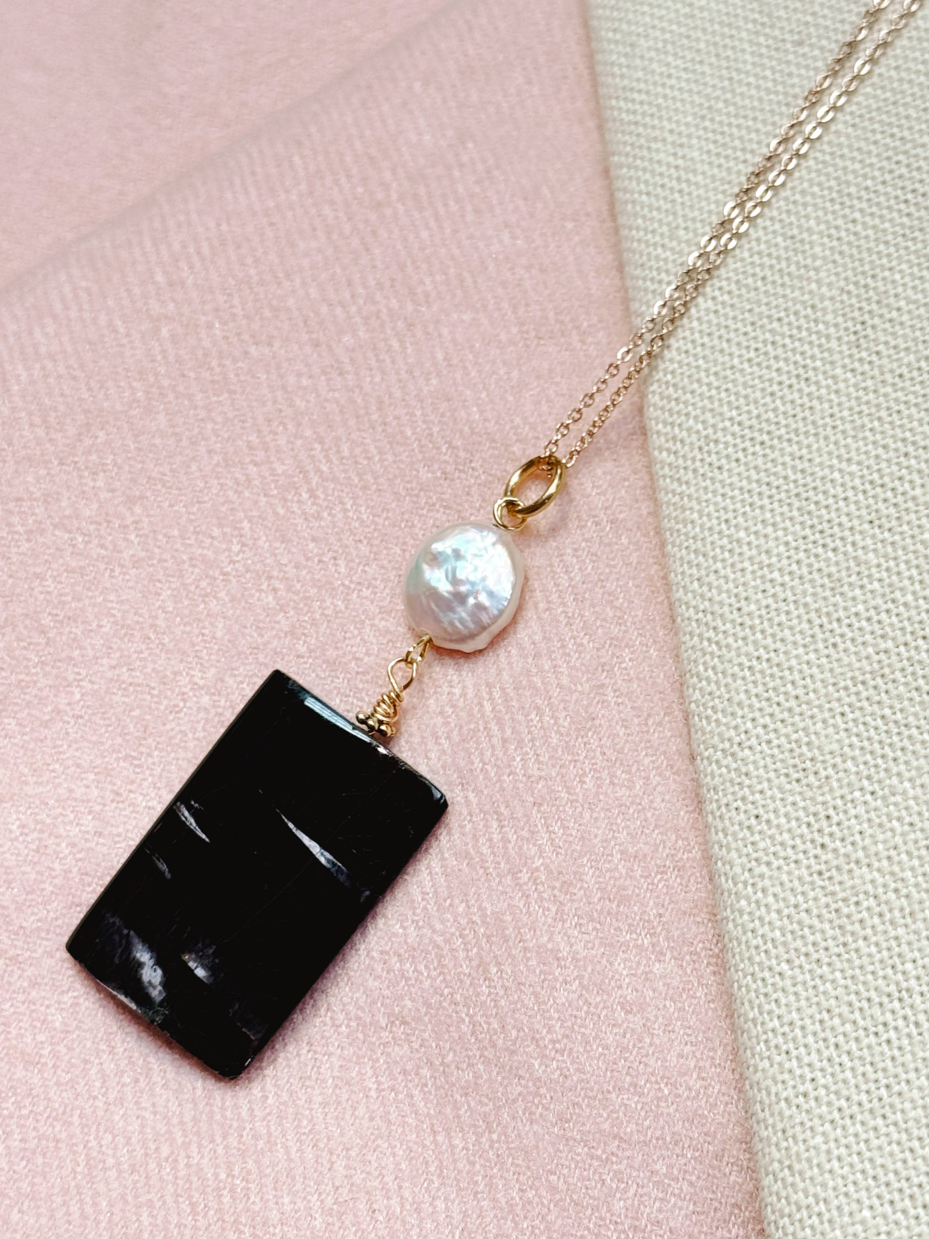 Gracie Rose Designs - Wholesale Pendant/Charm Necklace - Boho Gold Freshwater Pearl Hypersthene Pendant Necklace2