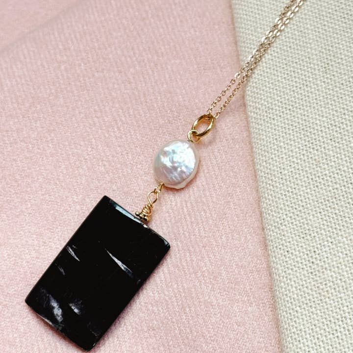 Gracie Rose Designs - Wholesale Pendant/Charm Necklace - Boho Gold Freshwater Pearl Hypersthene Pendant Necklace2