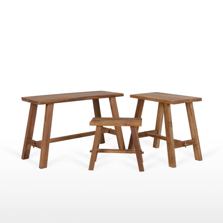 Tall Men Standing BV - Wholesale Stool - Ganesja stool Large 80 x 30 x H 50 cm2