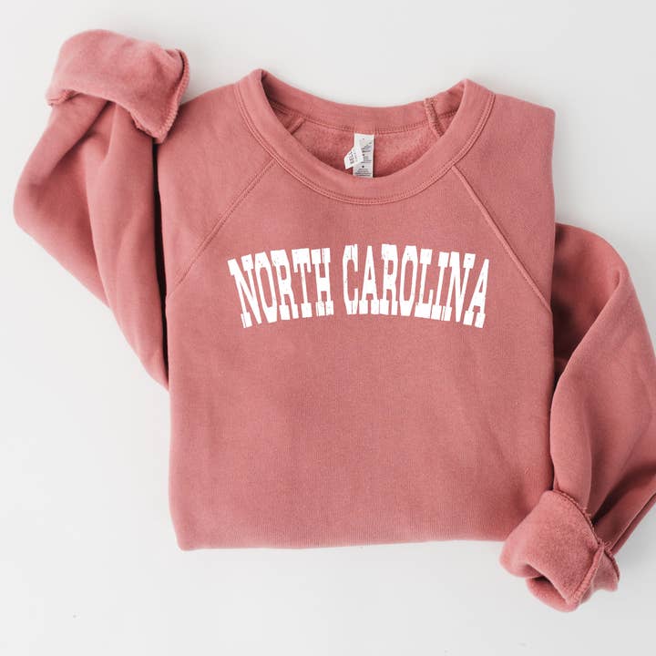 Chandail à col rond North Carolina State Bella & Canvas pour la vente par Sights Ink