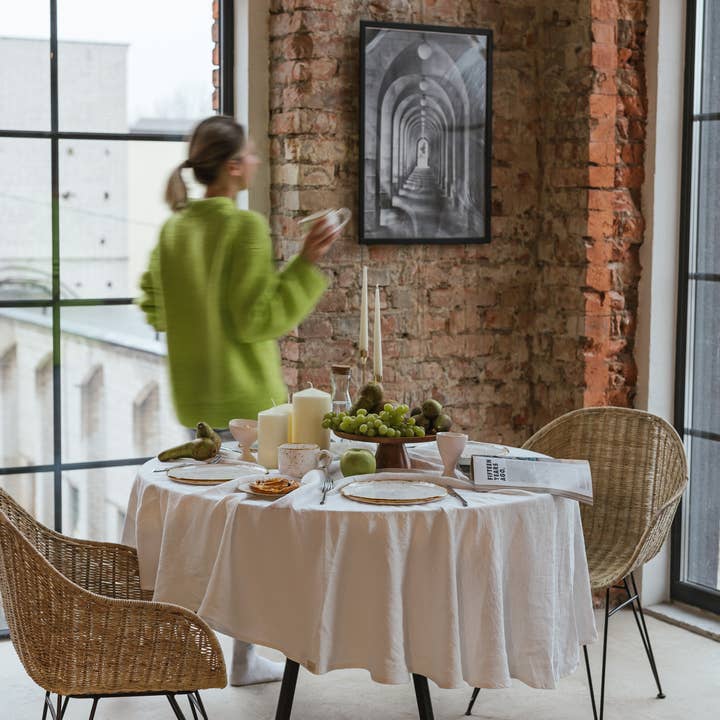 Linen Spells - Wholesale Tablecloth - White Linen Tablecloth1