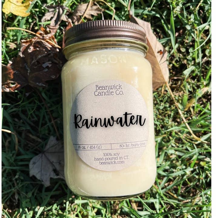 RAINWATER Sojakaars in Mason Jar Uniek cadeau voor wholesale door Beanwick Candle Co.
