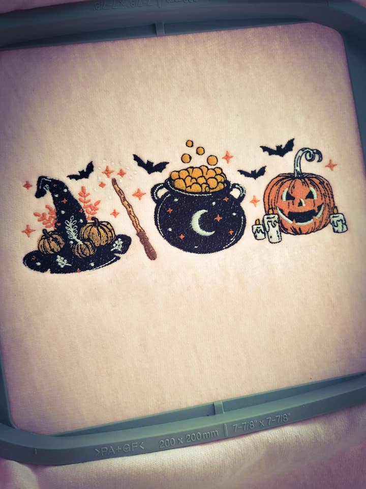 Witchy Vibes Kapuzenpullover für den Großhandel von Cute And Spook