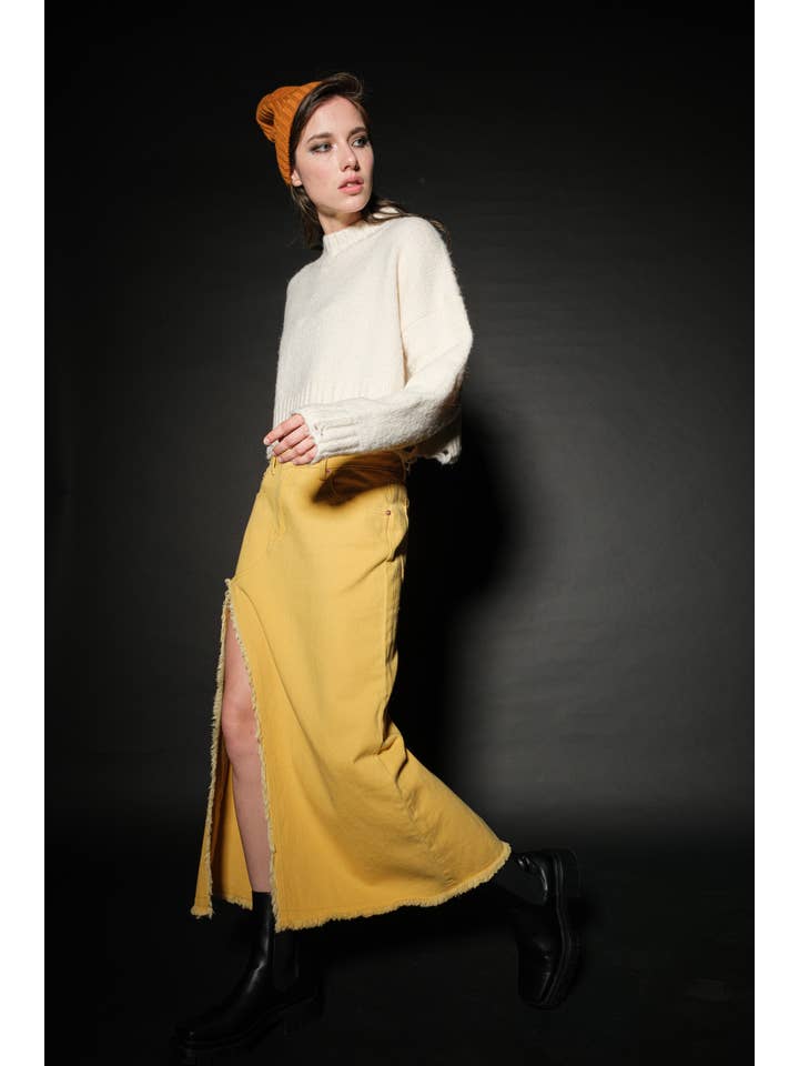 Signature 8 - Wholesale Knit Sweater - Women's - CROP SWEATER S623517