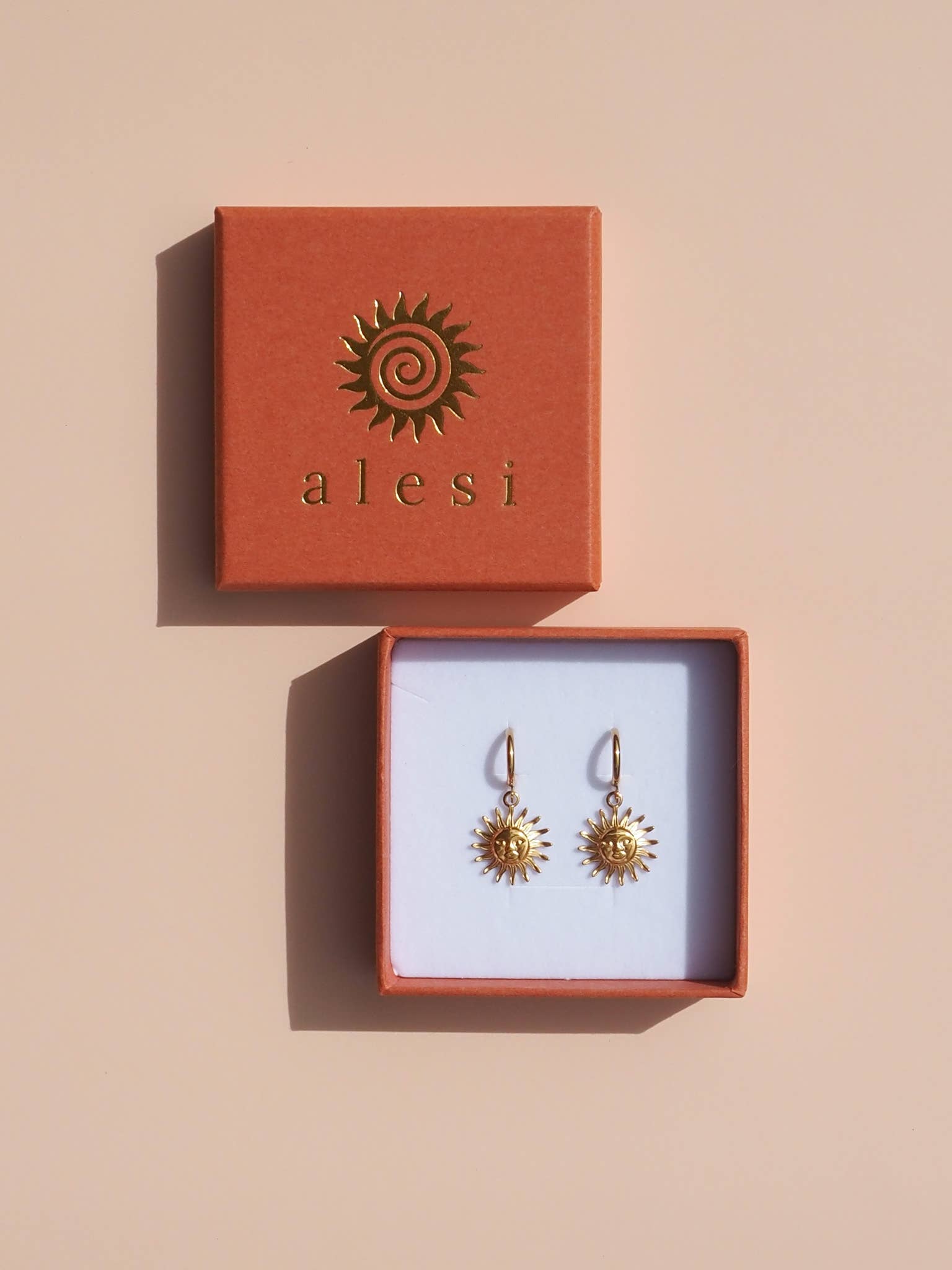 Alesi Jewellery - Wholesale Stud/Post Earrings - 18K Gold Sun Earrings0