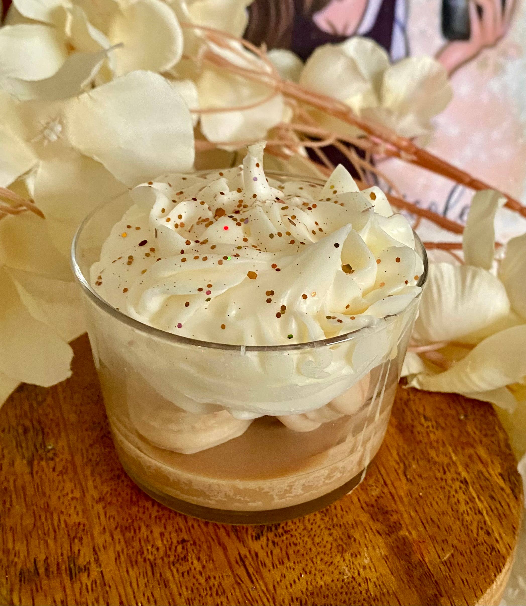 Les folies de Nicole – wholesale Prydnadsljus – Gourmetljus vaniljmakroner1