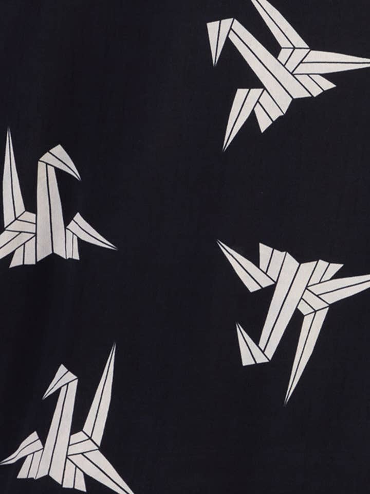 Artemis Muse - Wholesale Kimono - Women's - Japanese Origami Bird Print Black & Ivory Short Light Weight Kimono7