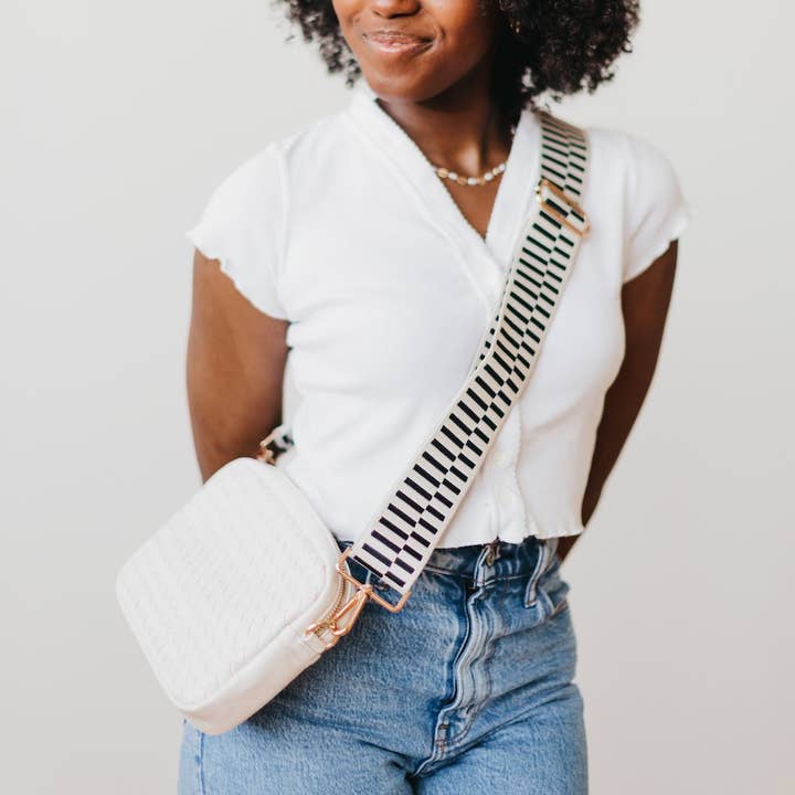 Pretty Simple - Wholesale Crossbody Bag - Women's - Woven Willow Camera Crossbody Bag