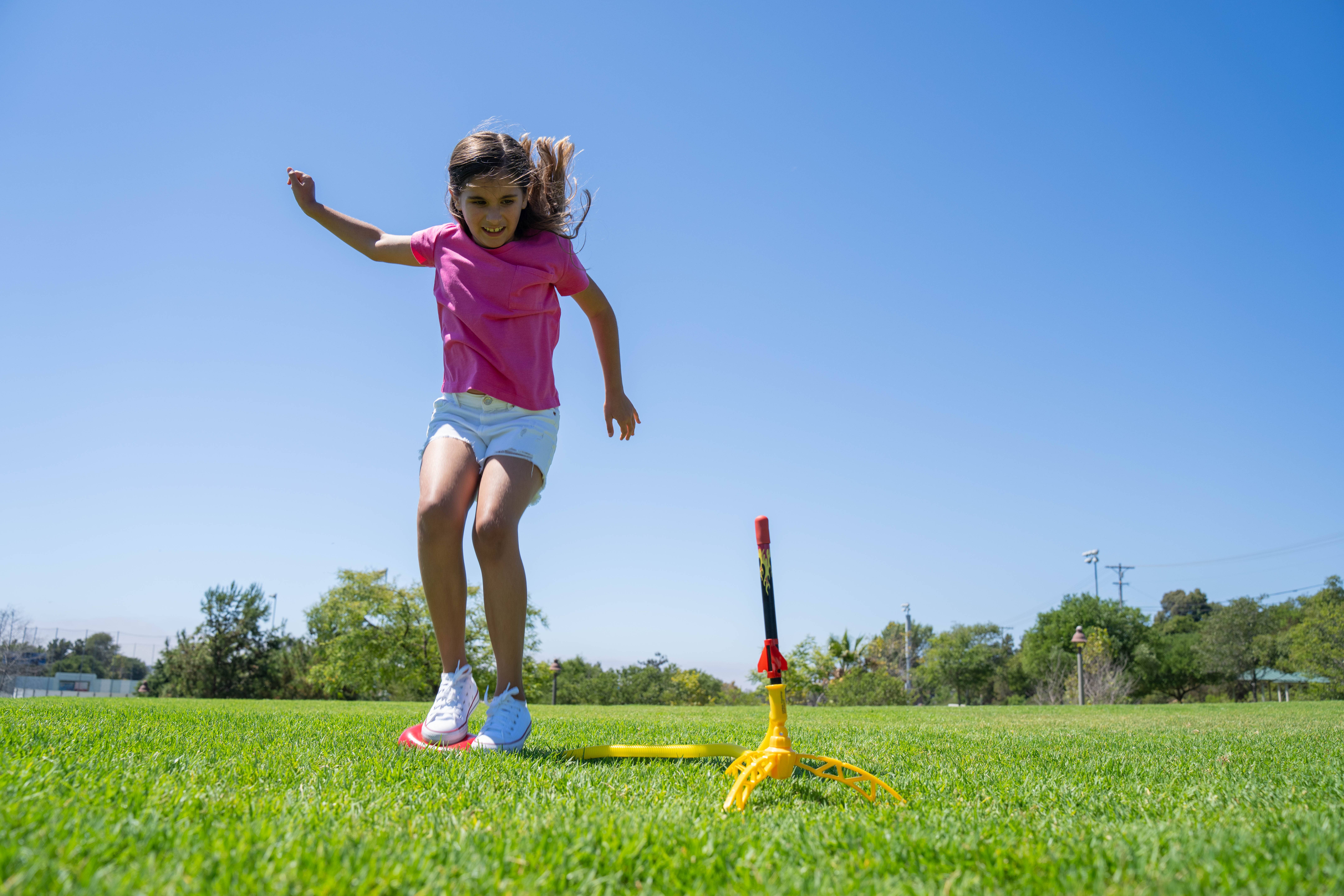 Stomp Rocket - Wholesale Toy Set - Kids - X-treme Stomp Rocket Kit - 6 Rockets3