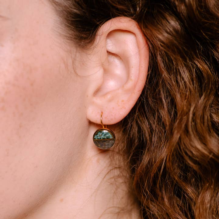 Cameoko - Wholesale Dangle Earrings - Crushed Gemstone Horizon Earrings2