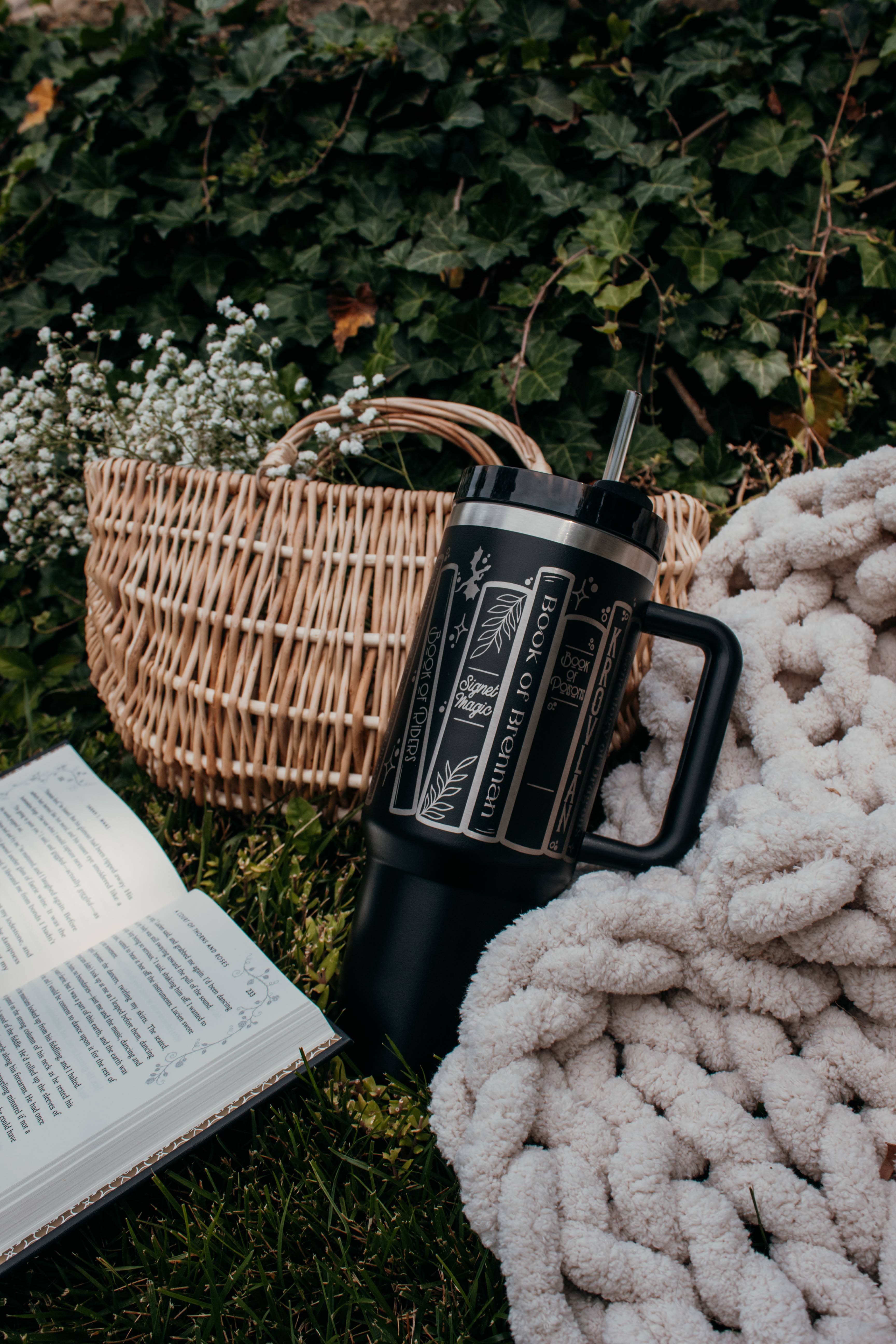 Meaggie Moos - Wholesale Insulated Mug/Tumbler - Violet's Bookshelf 40oz Tumbler | Fourth Wing3