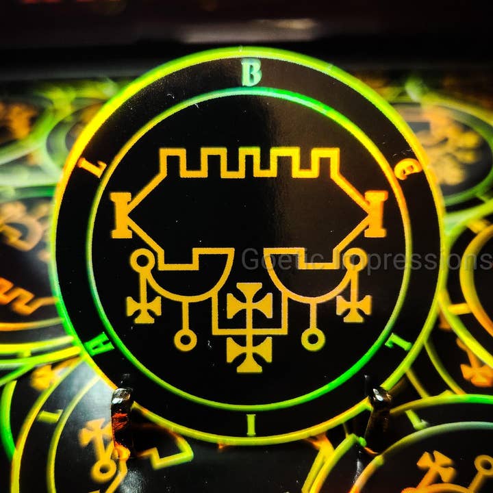 Autocollant holographique sigil de Belial pour la vente par Goetic Impressions