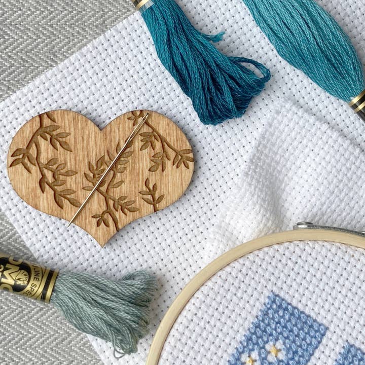 Heart - Magnetic Needle Minder for wholesale by Love Poppet