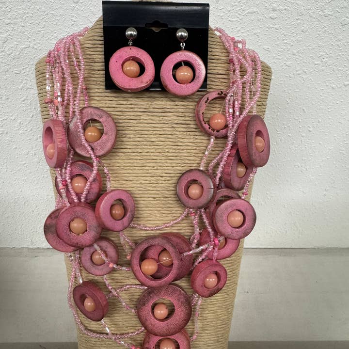 International Duru's - Wholesale Jewelry Set - 8 STRANDS SEED BEADS WITH ROUND WOOD PINK WITH BLACK SPOTS W