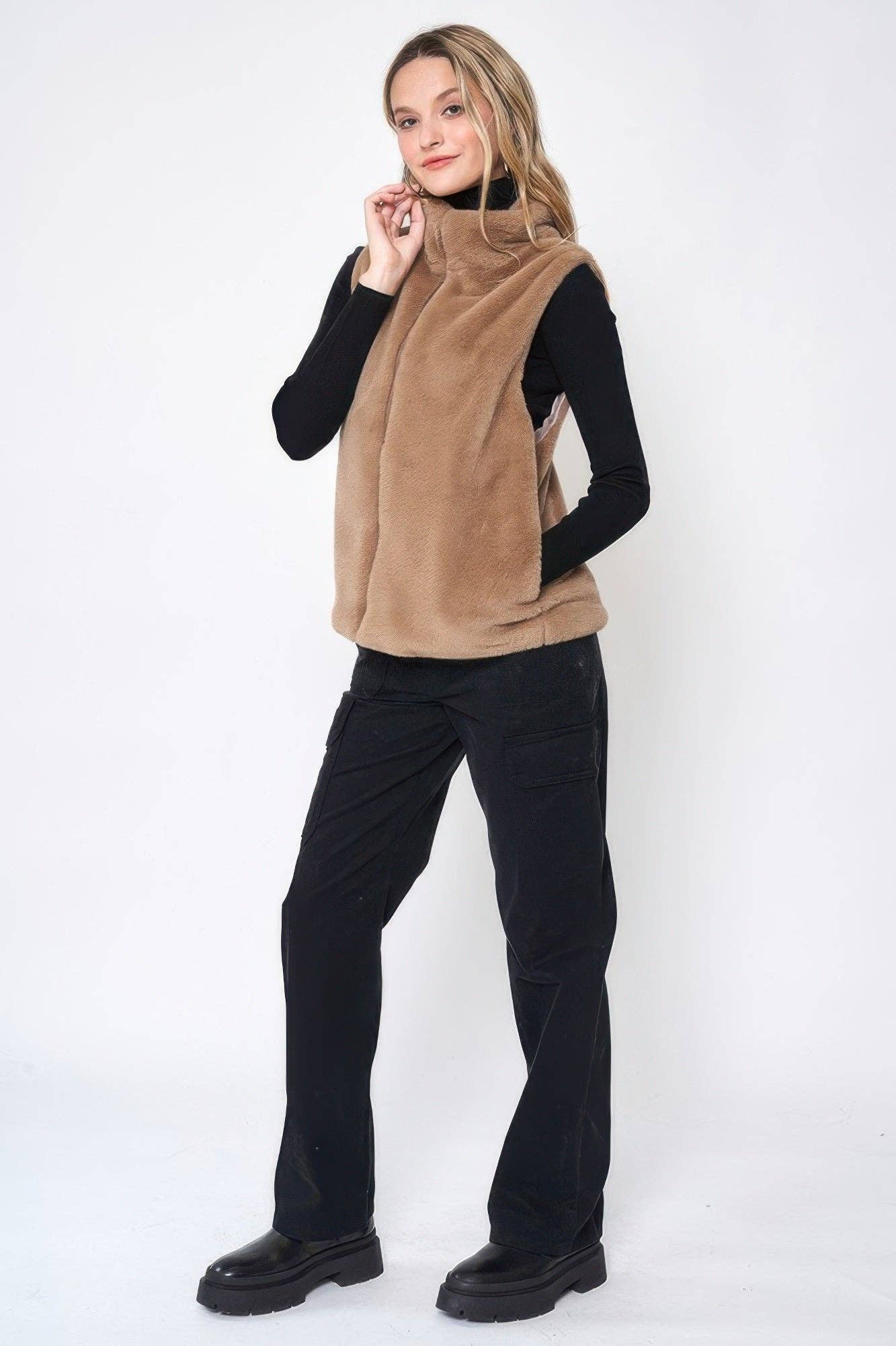 CC Wholesale Clothing - Wholesale Outerwear Vest - Women's - Solid Faux Fur Vest3