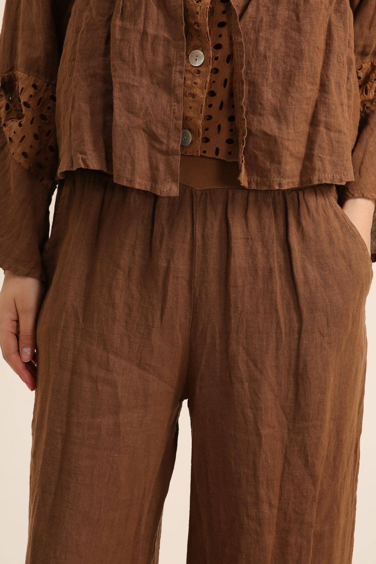 LÉA & LUC - Vendita all'ingrosso Pantalone - Donna - Pantaloni in 100% Lino RIF. 3049020