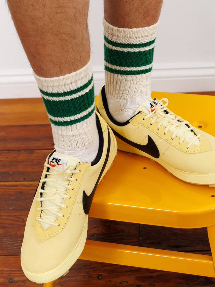 American Trench – Meias - Unissexo por atacado – The Mono Stripe - Meias com Listras e Ajuste Universal8