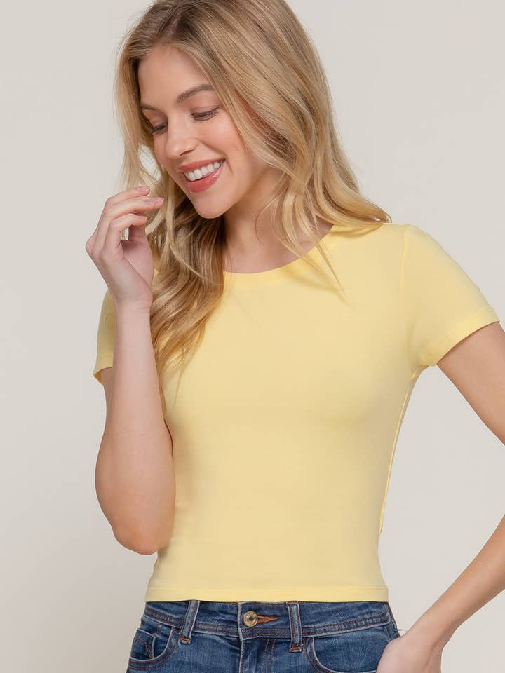 Active Basic | Active USA - Wholesale Knit Top - Women's - Short Sleeve Crew Neck Crop Top