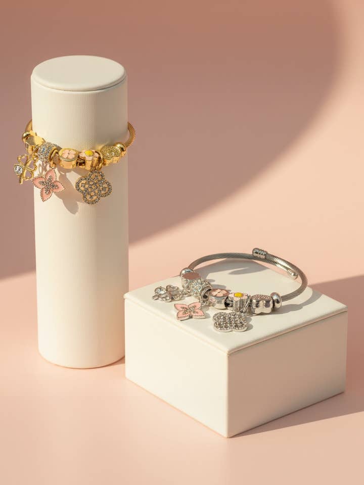 Clover Crystal Charm Beaded Bracelet for wholesale by Arya Jewellery Wholesale