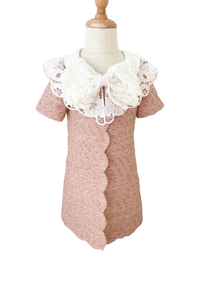 Robe en tweed à col pour petites filles avec nœud pour la vente par Ariti Kaziris