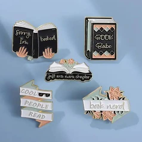 Magnifique Hearts – wholesale Lapel pin/button – Charming Book-Themed Bibliophiles Enamel Pins 2
