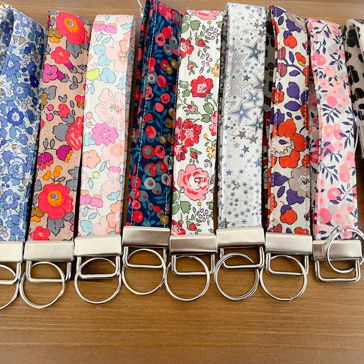 Portachiavi alla moda in tessuto liberty e leopardato per la vendita all'ingrosso da parte di lisorety