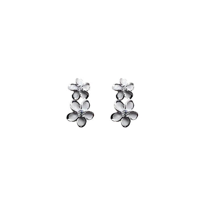 Boucles d'oreilles Lei Pua Duo pour la vente par Silver Gallery