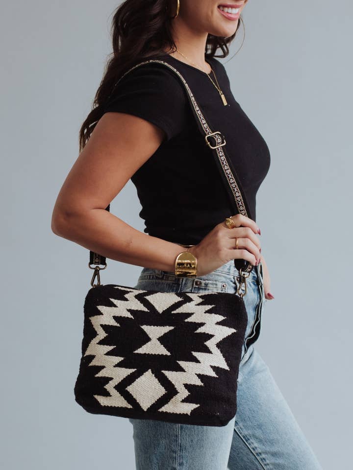 Preto e Creme Azteca Tiracolo por atacado de Panache Apparel Co.