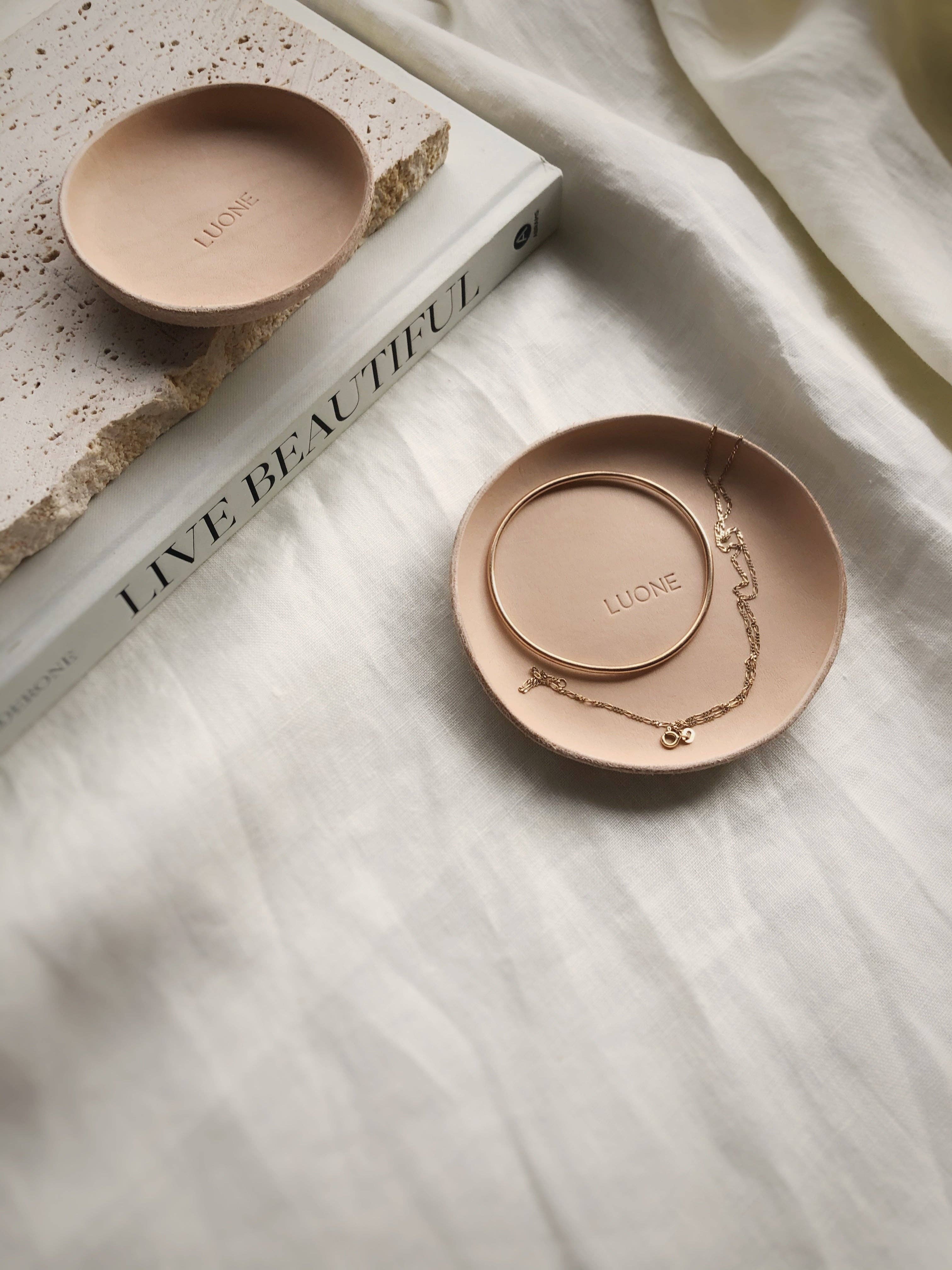 Tamboon Leather Co - Wholesale Jewelry Dish - Hand Formed Leather Jewellery Dish - 12cm Round1