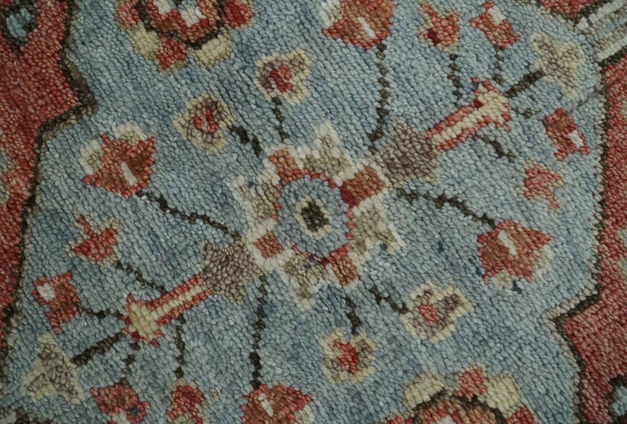 The Rug Decor, Inc. - Vendita all'ingrosso Tappeto - Tappeto su misura in lana annodato a mano Heriz tradizionale floreale grigio, ruggine e beige dall'aspetto antico.3