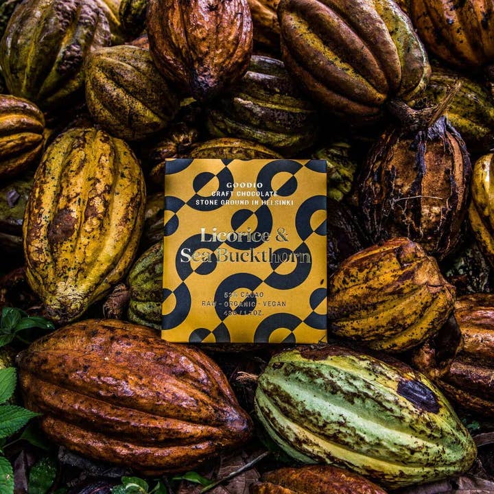 Goodio Chocolate - Wholesale Chocolate Bar - Licorice & Sea Buckthorn Chocolate 53%3
