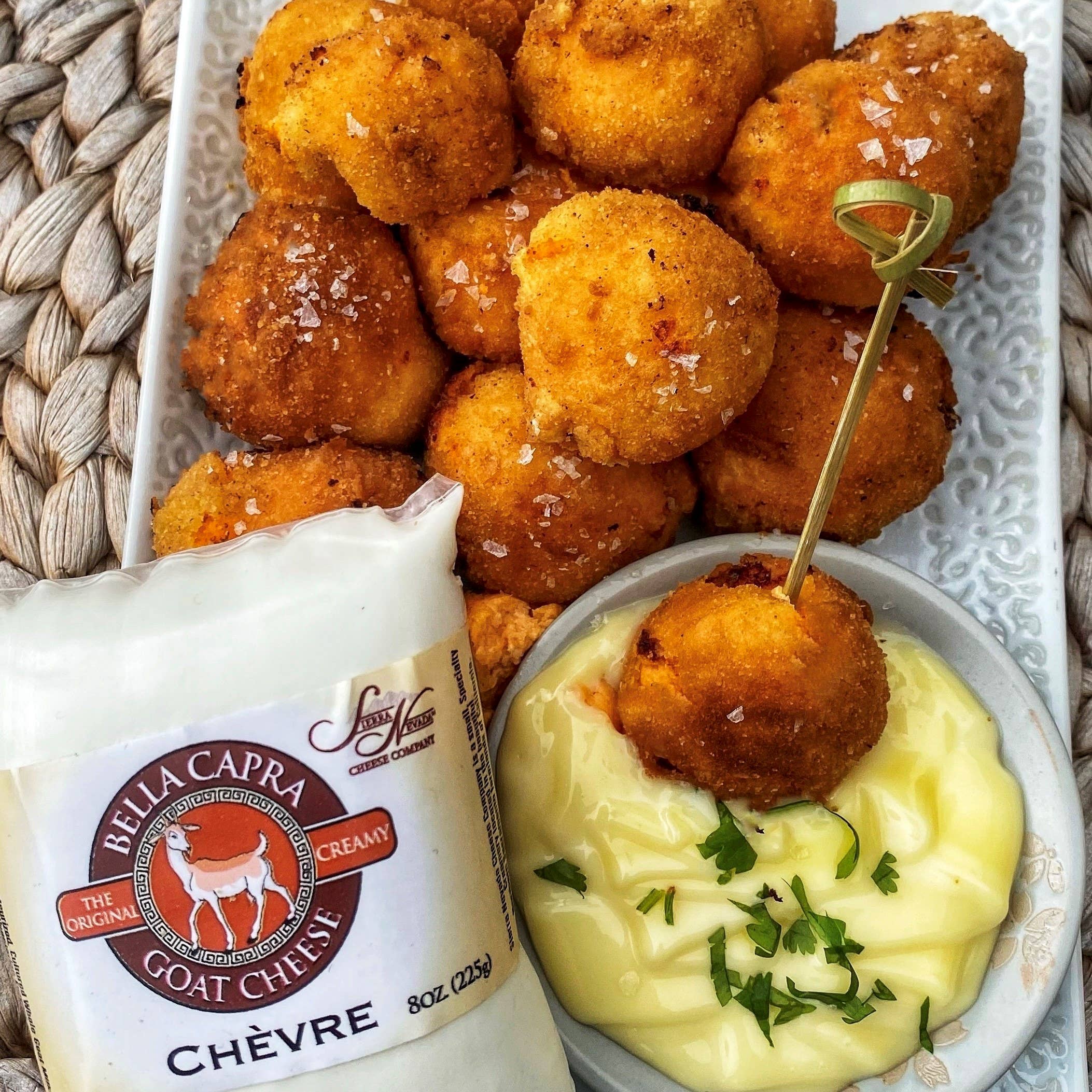 Sierra Nevada Cheese Company - Wholesale Cheese - Bella Capra Chevre Traditional 8/ 8 Oz Log5