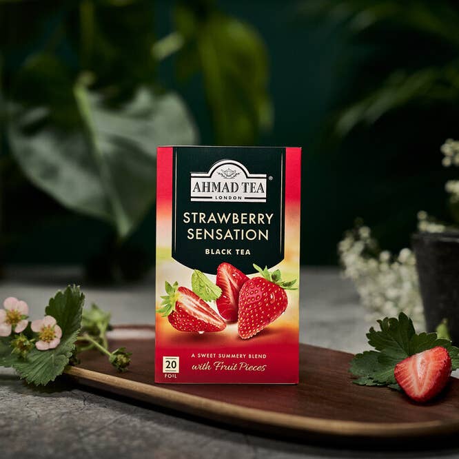 Ahmad Tea – wholesale Tea bags – Strawberry Sensation Black Tea - 20 Teabags3