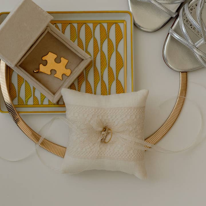 ESENCIAL HOGAR – wholesale Pillow/cushion – Child & baby – Ivory Lace Ring Pillow