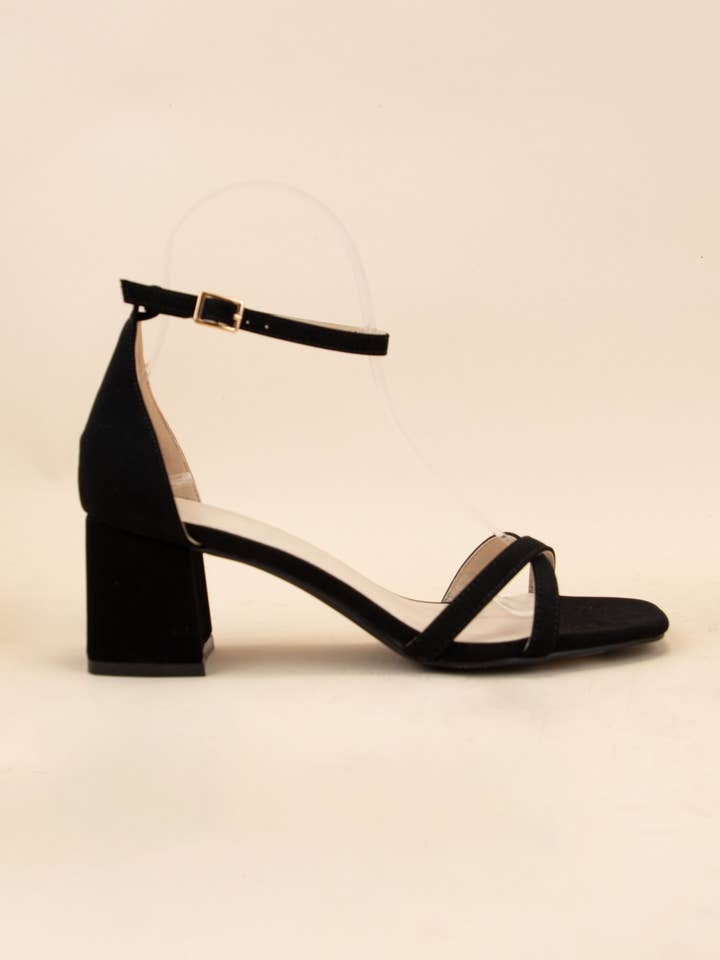 CCOCCI - Wholesale Low Heels - Women's - EDNA-1 SQUARE-TOE ANKLE STRAP BLOCK HEEL SANDAL