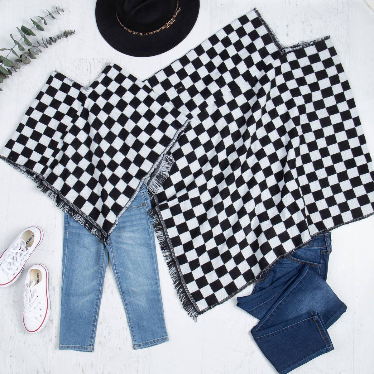 Loven x Mini Momo - Wholesale Mommy & Me Sets - Mommy and Me Matching Cape Blanket Poncho - Checkered8