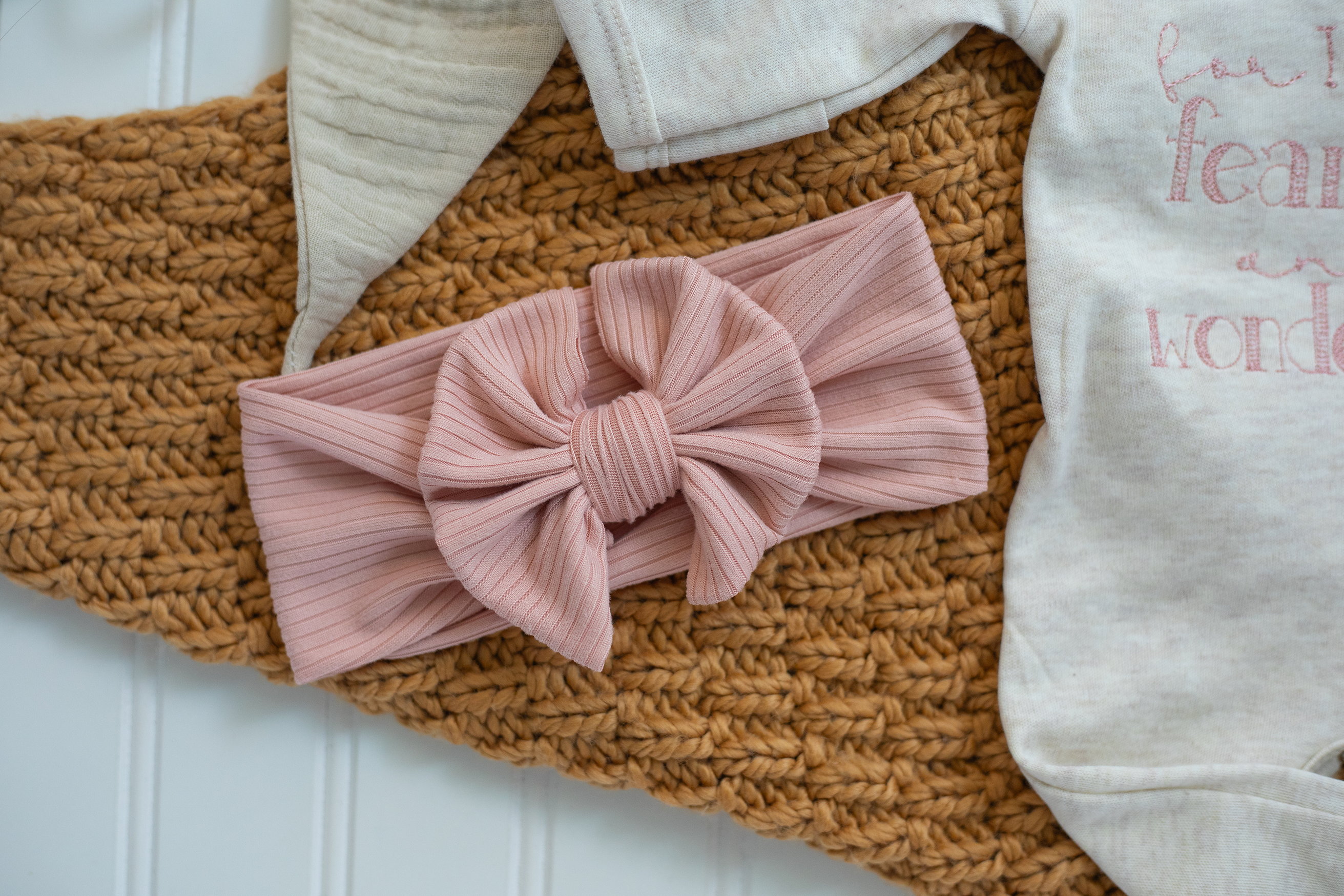 Wonderfully Made - Wholesale Jumpsuit - Baby - Baby Romper | Fearfully and Wonderfully Made Pink/Oatmeal3