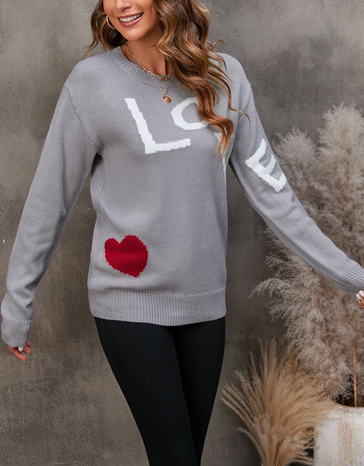 GRIS PULL JACQUARD AMPLE EN PATCHWORK AVEC LETTRES D'AMOUR en vente sur Faire4