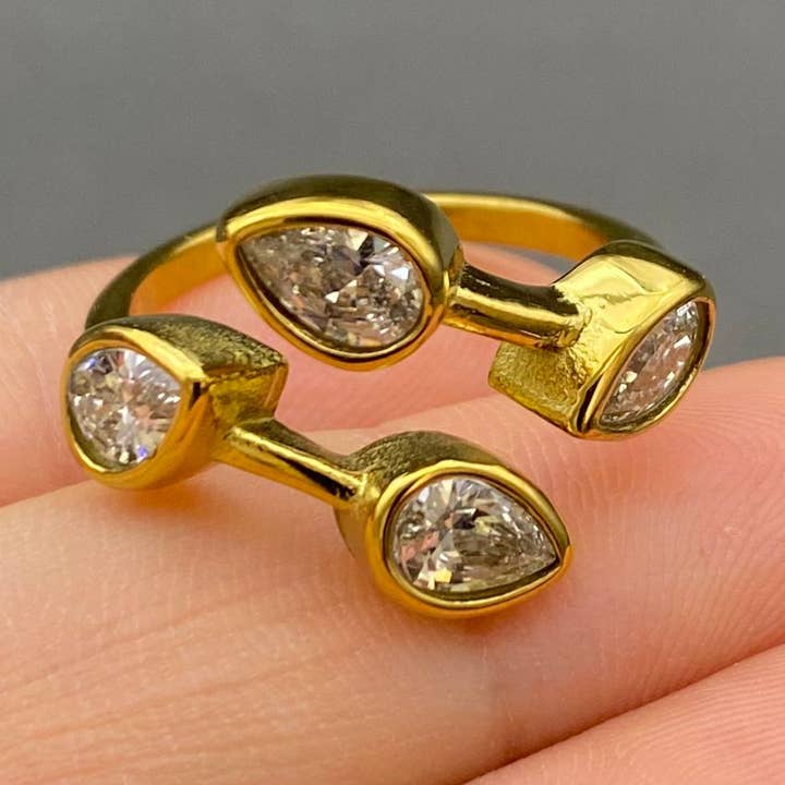 18K Golden S.Steel Ring Inlaid with Drop-shaped Zircon - FGS for wholesale by Mio Queena