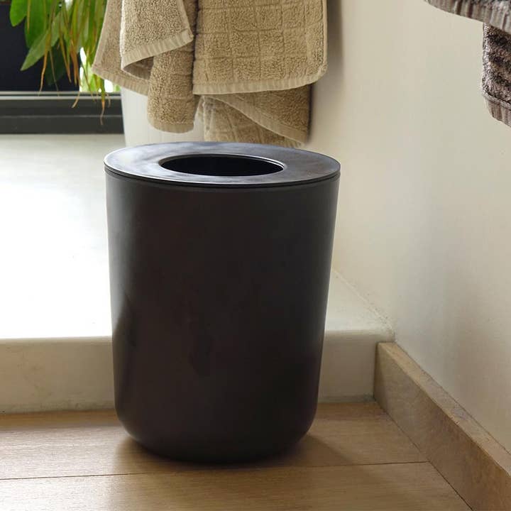 Bano Bathroom Bin 4.5 L - Black for wholesale on Faire1