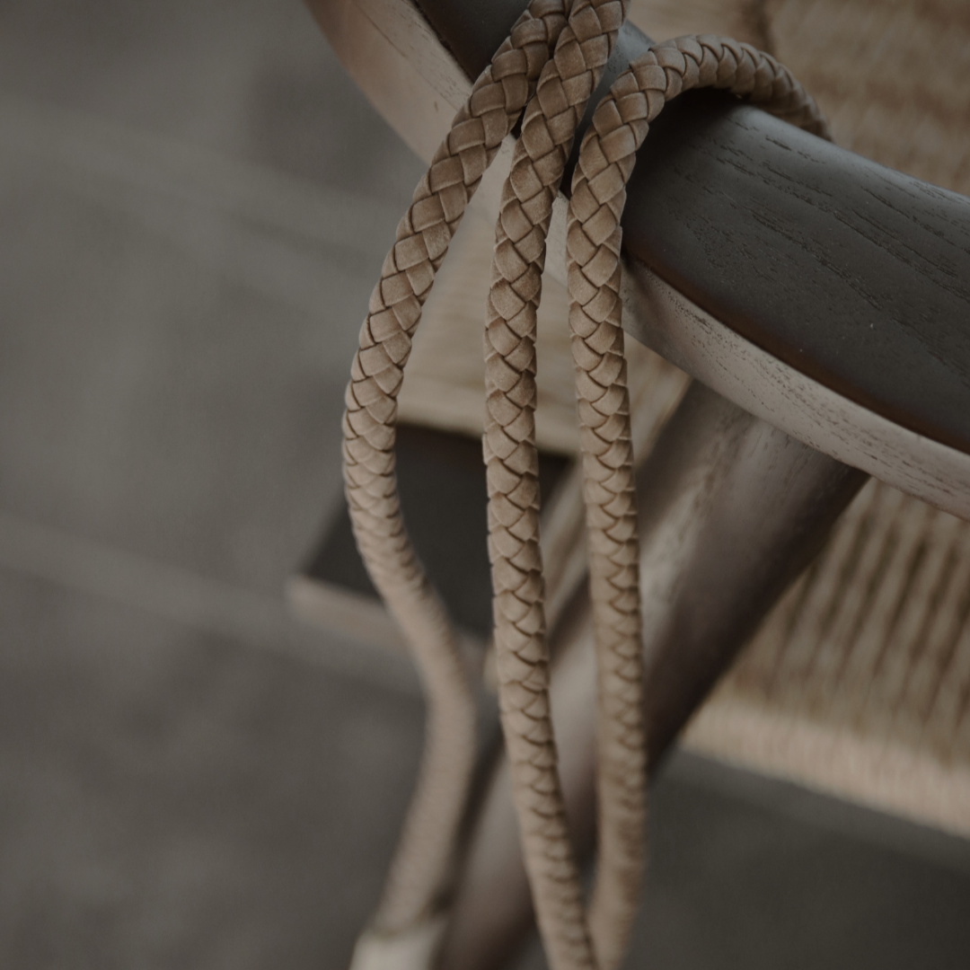 Staey – Großhandel Leine – Hund – Geflochtene Hundeleine Kaia aus Nubukleder in Taupe7